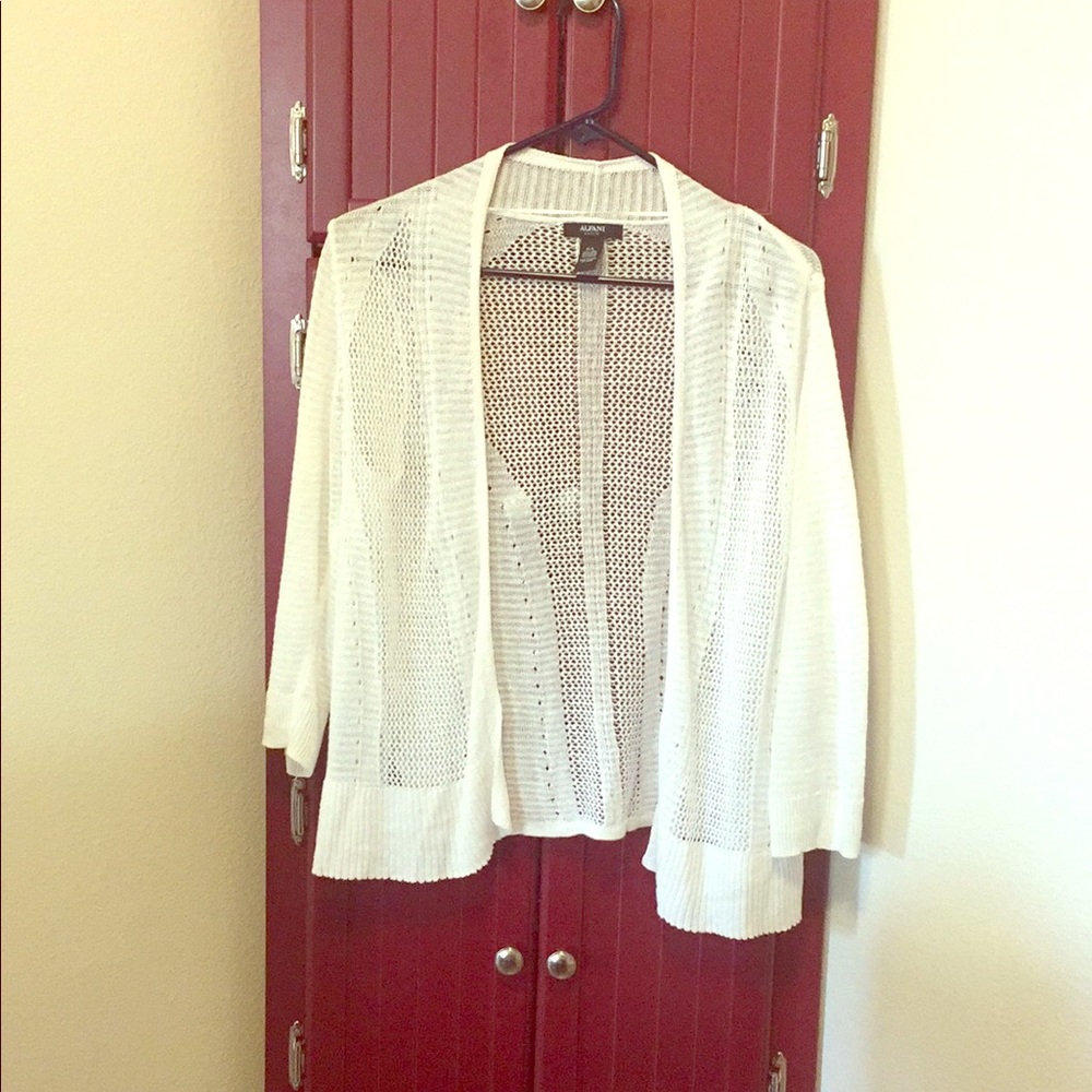White Alfani shrug